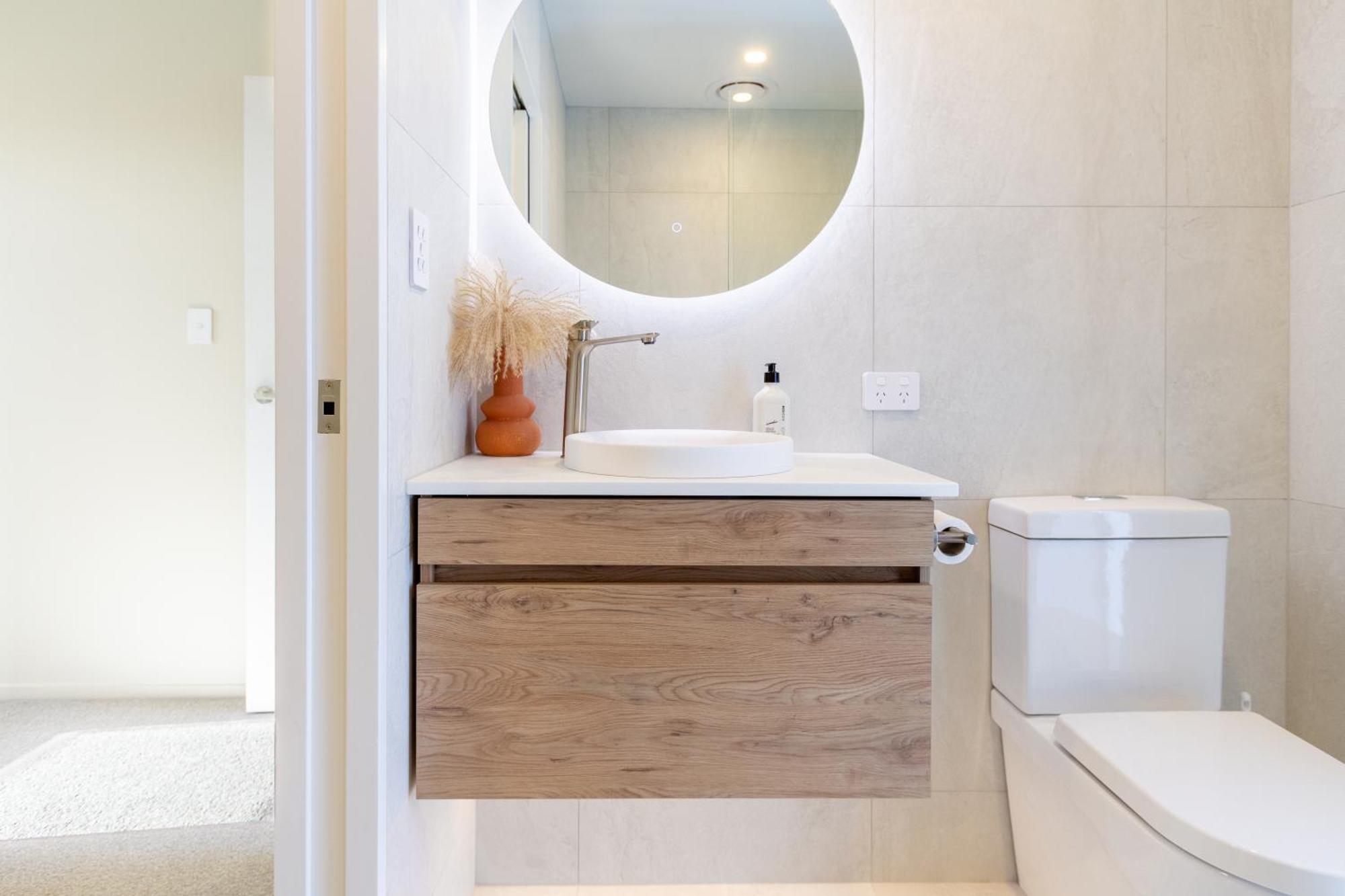 Luxury Beachside Living Elegant 3-Bedroom Haven Christchurch Eksteriør bilde